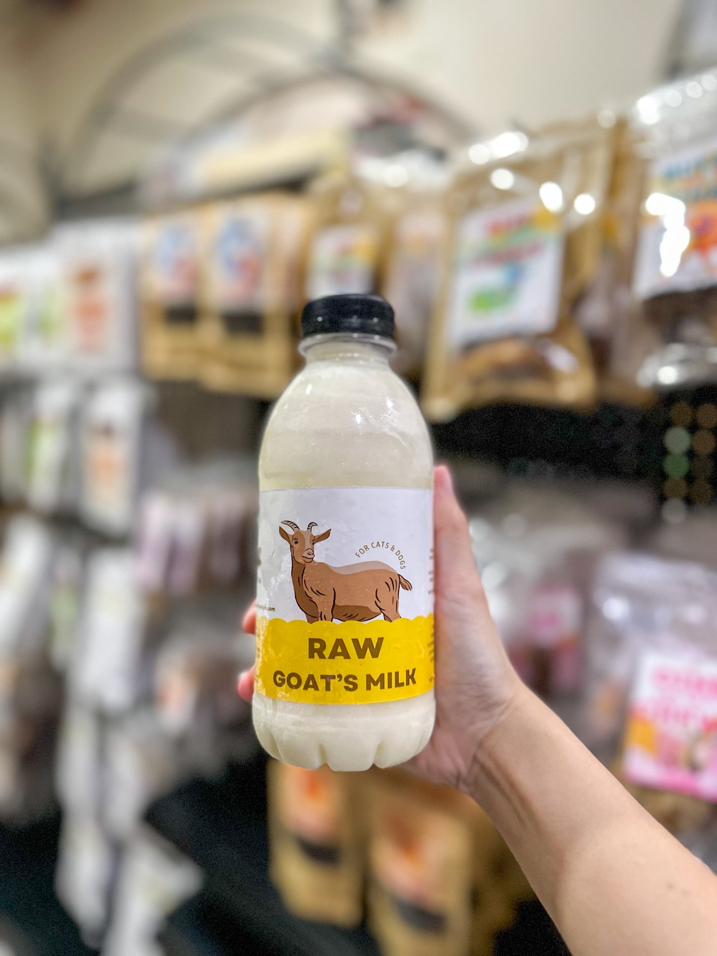 Raw Goat's Milk